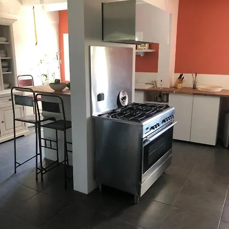 La Maison Du Cout بيت ضيافة *
